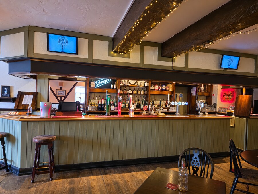 The Lockoford bar
